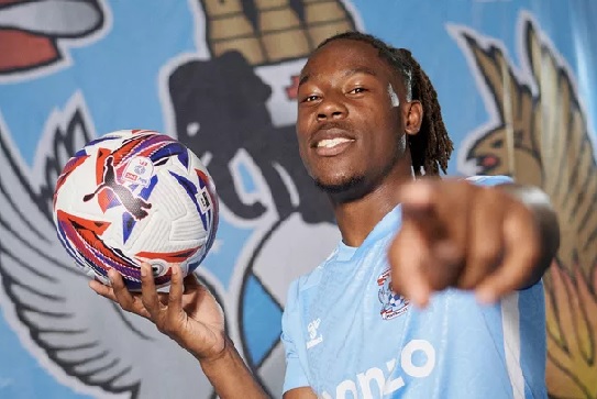 Coventry City signs Black Stars forward Brandon Thomas-Asante