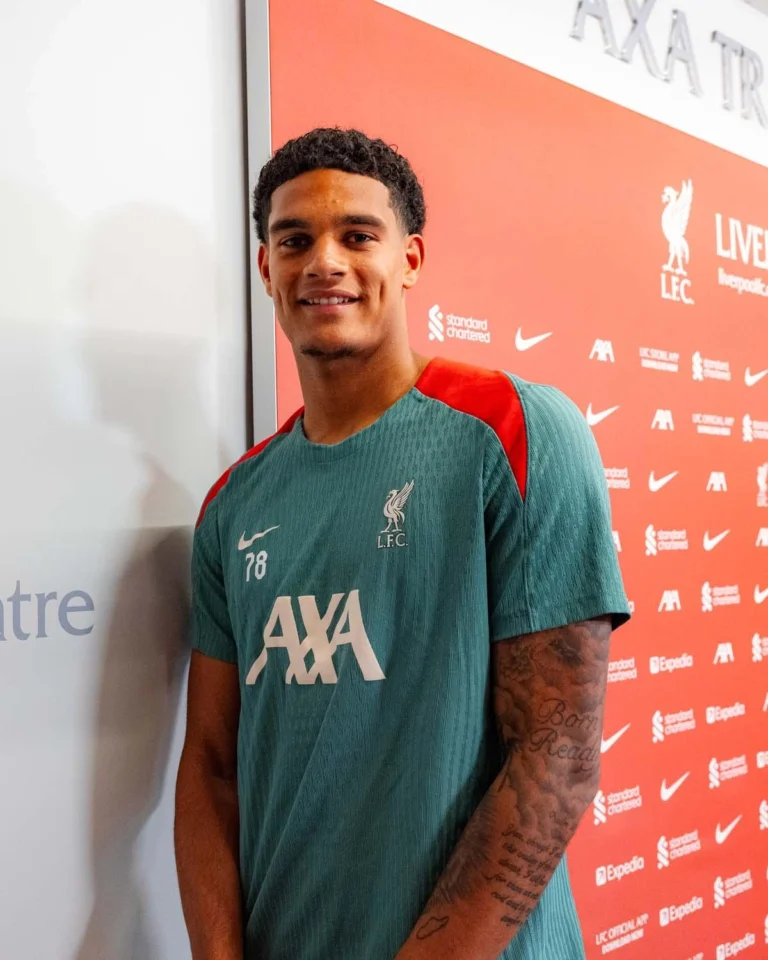 jarell-quansah-new-contract-gallery-3