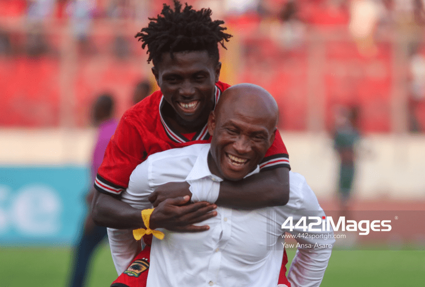 Kotoko coach Prosper Ogum offers Albert Amoah Super Clash tactical advice