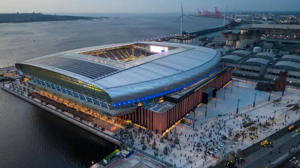 ‘It’s out of this world’ – Everton fans get first glimpse of new stadium