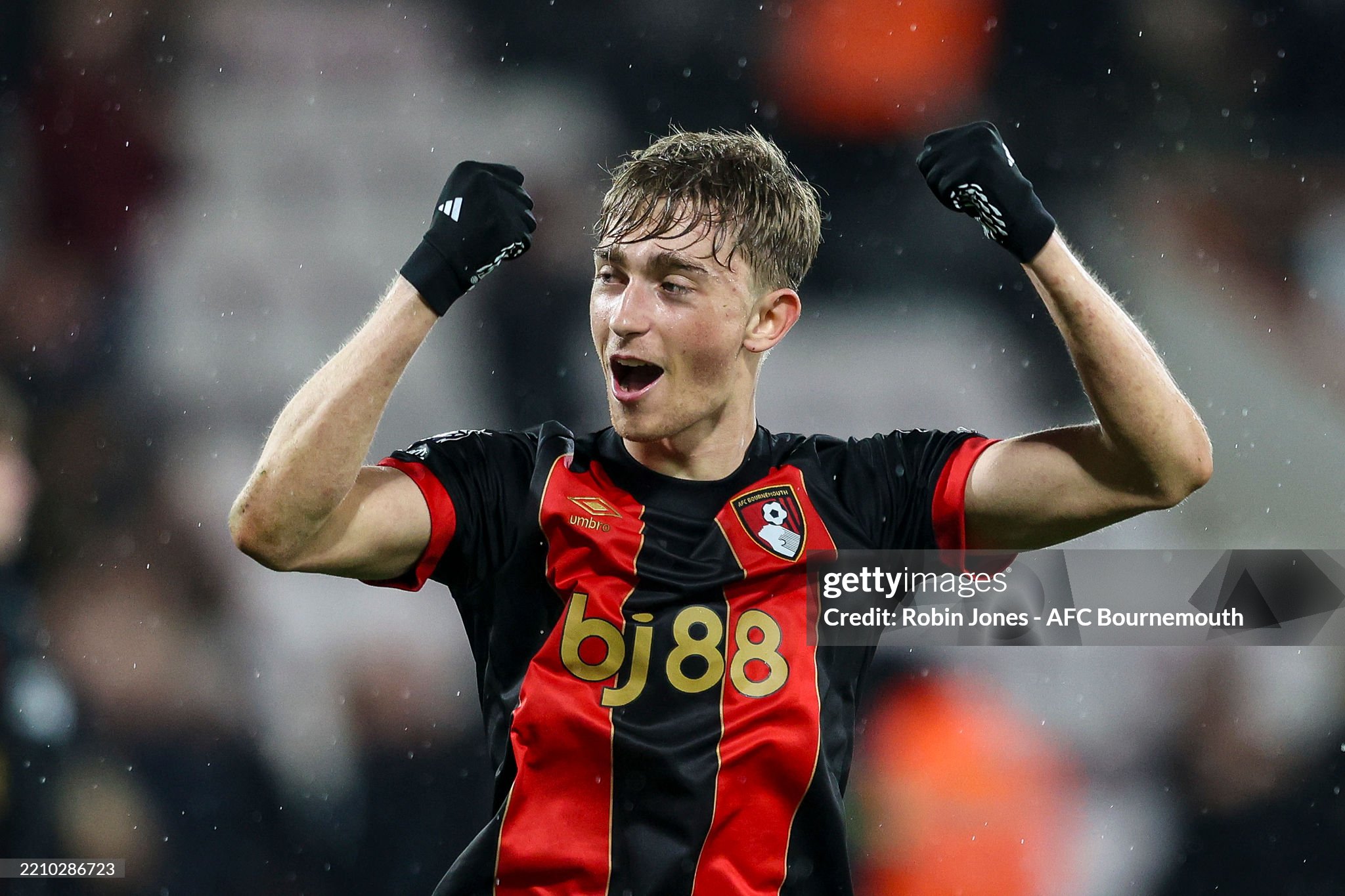 Bournemouth defender Dean Huijsen completes move to Real Madrid