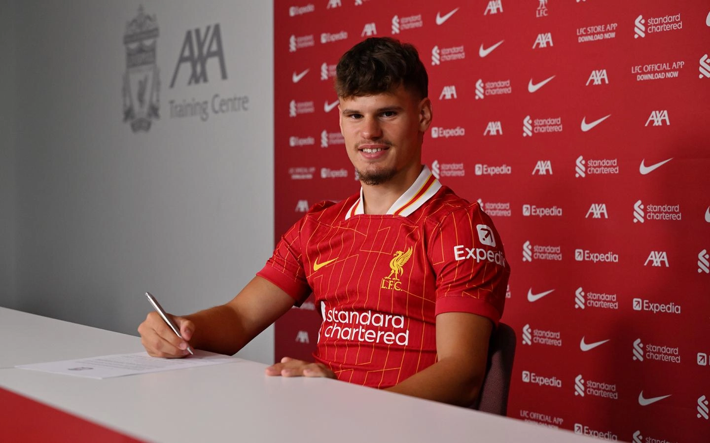 Liverpool sign Bournemouth’s Milos Kerkez for £40m