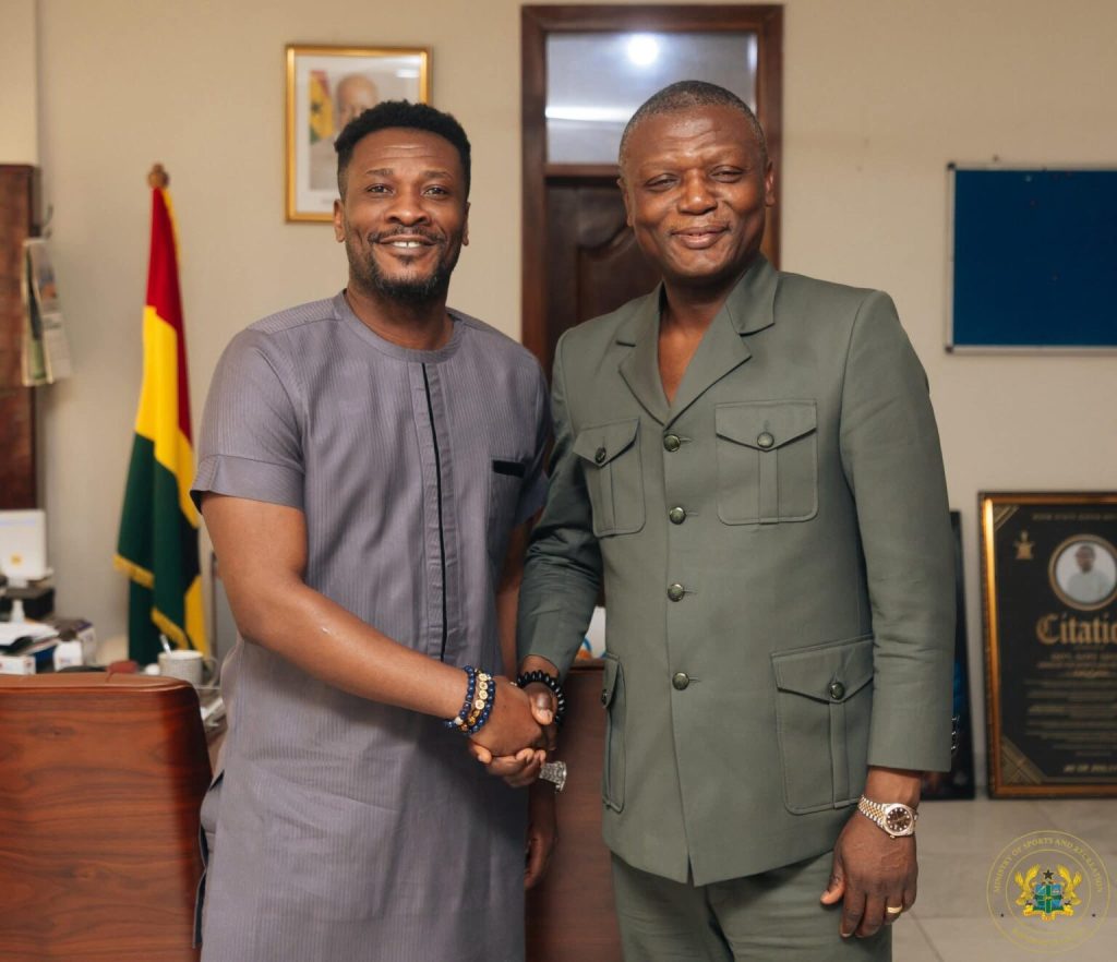 Kofi Adams discusses grassroots football with Asamoah Gyan