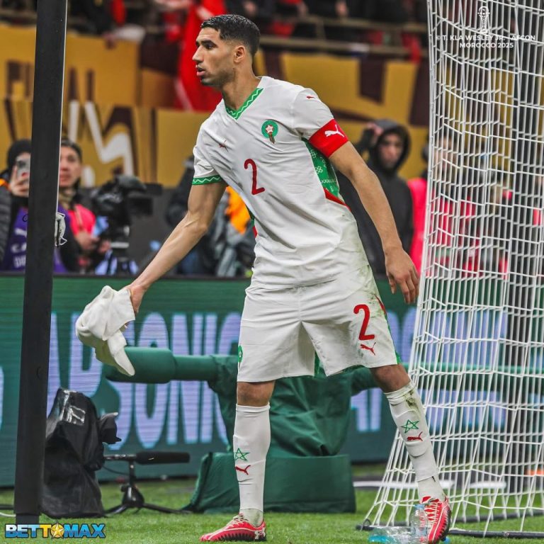 Achraf-Hakimi-towel