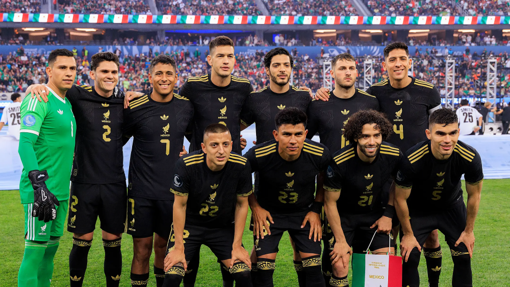 Mexico name 20-man squad for Ghana friendly