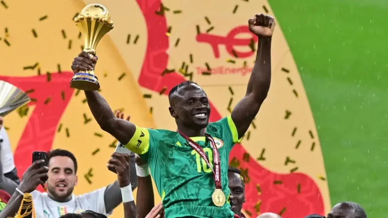 mane-trophy-afcon.jpg
