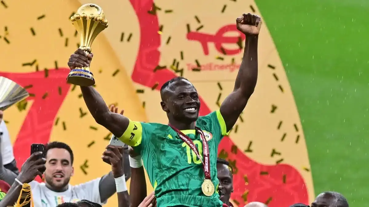 mane-trophy-afcon.jpg